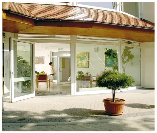 Eingang zum Pflegezentrum Schömberg
